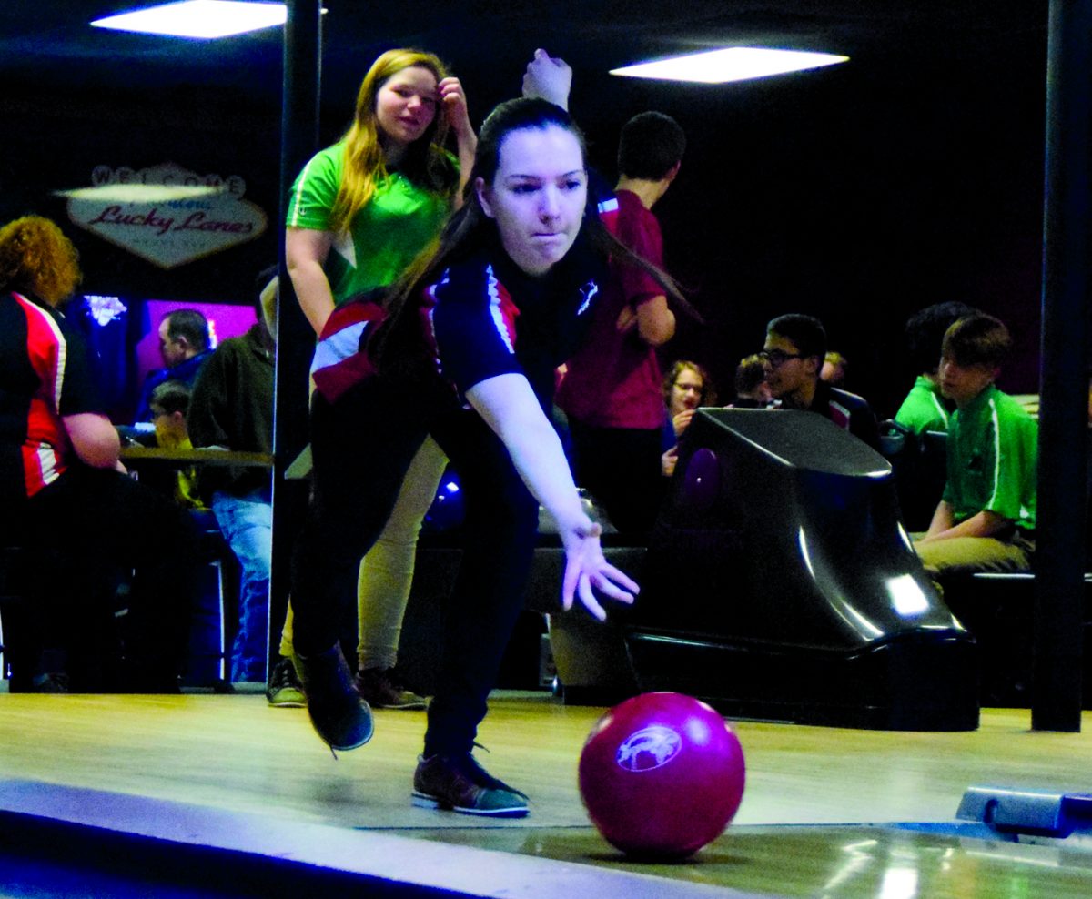 Bowlers staying busy on the lanes Mount Ayr Record News